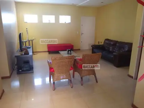 Casa en Venta en Liniers, USD 300.000