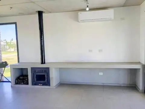 CASA EN VENTA - EL NAUDIR