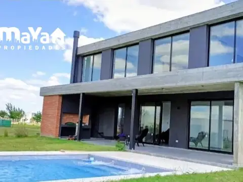 CASA EN VENTA - EL NAUDIR 