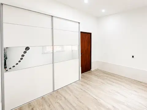 Depto Tipo Casa en Alquiler de 3 ambientes