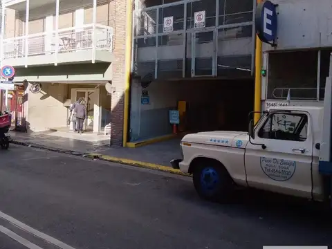 Cochera en venta - 12Mts2 - Congreso