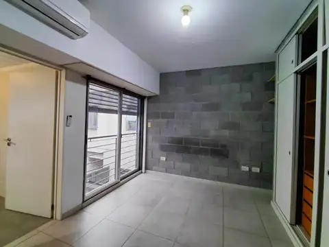 Depto Tipo Casa en Alquiler de 2 ambientes