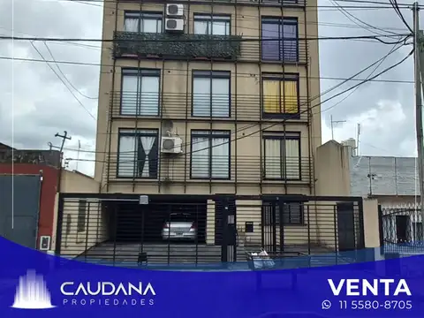 Departamento de dos ambientes - Florencio Varela 2800 San Justo