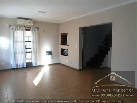 Casa en Venta con 1 cochera