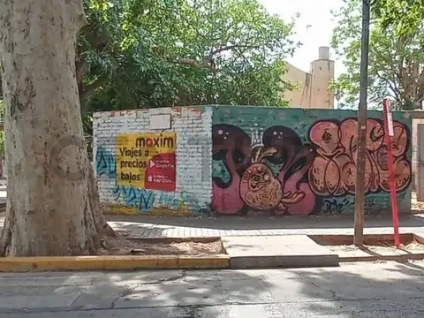 Ayacucho y Salta 200