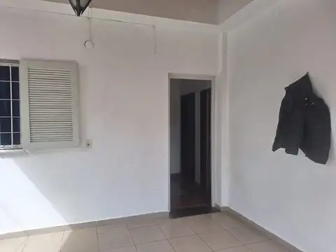 Depto Tipo Casa en Alquiler de 1 dormitorio