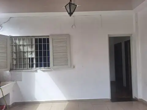 Depto Tipo Casa en Alquiler de 2 ambientes