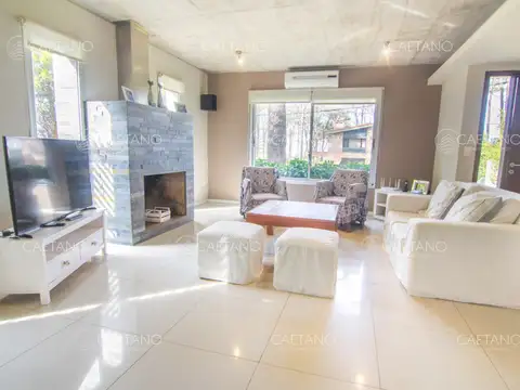 Casa en Venta en Montoya, USD 450.000