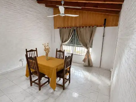 Alquiler PH 2 ambientes Bella Vista