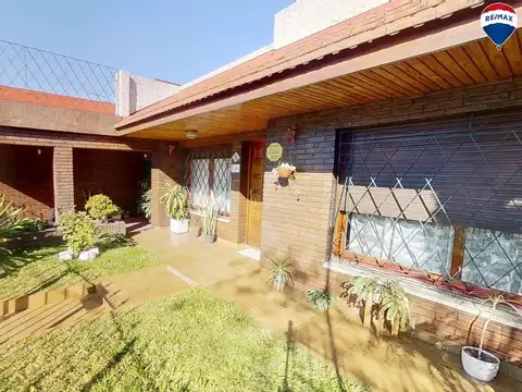 VENTA CASA 3 AMB EN LOMAS DE ZAMORA, APTA CREDITO