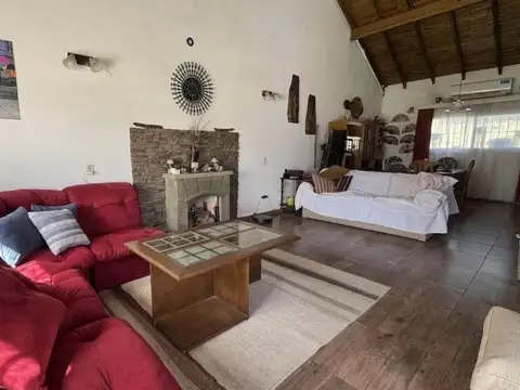 Casa 2 Dorm - Villa de Mayo - 432 m² - Muy Buen Estilo