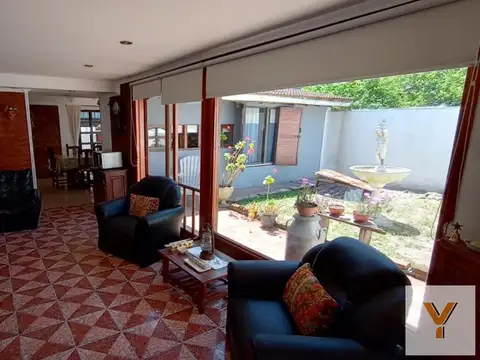 Depto Tipo Casa en Venta de 2 dormitorios