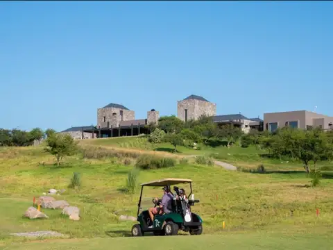 LOTE GOLF EN VENTA EN EL TERRON MENDIOLAZA