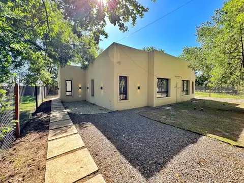 Maiztegui al 2600 - Casa 01