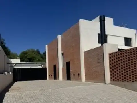 Cuesta Colorada - Los Tulipanes  al 2100