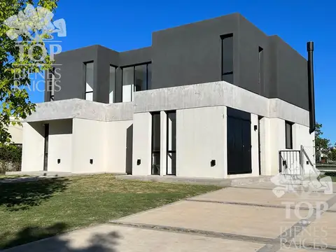 Casa en El Canton - Golf