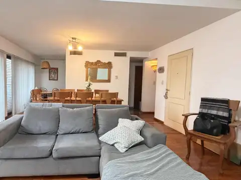Departamento en Alquiler de 4 ambientes