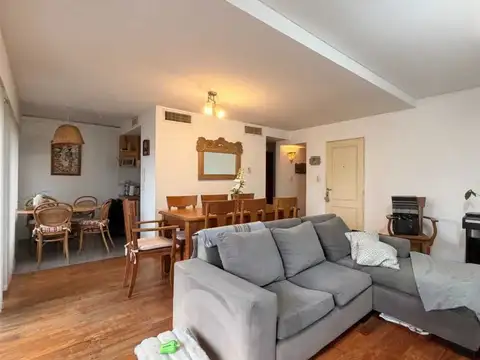 Departamento en Alquiler de 3 dormitorios