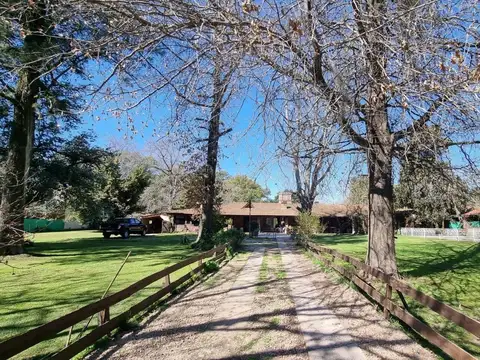 Hermosa casa quinta en venta APTA CREDITO! Barrio Prado verde, Del Viso, Pilar. RETASADA