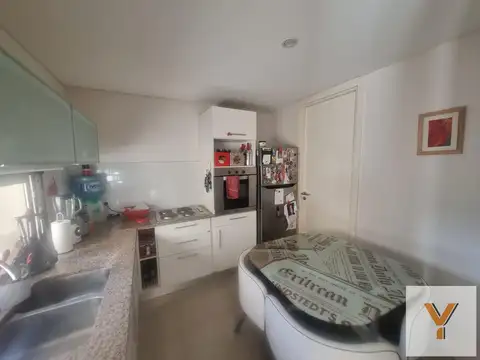 Departamento 4 ambientes con 2 baños