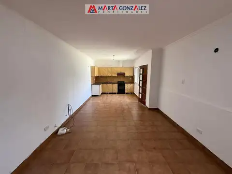 Depto Tipo Casa en Alquiler de 2 dormitorios