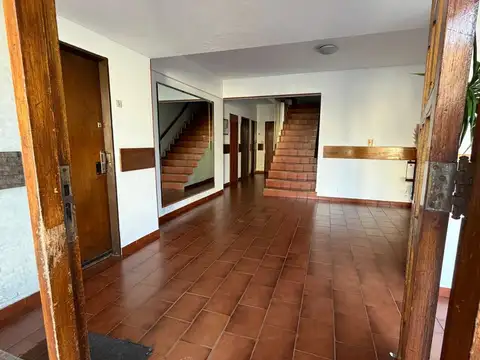 Bartolomé Mitre 700, Piso 1