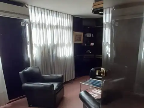 3 ambientes al frente 80m2  vivienda  micro centro
