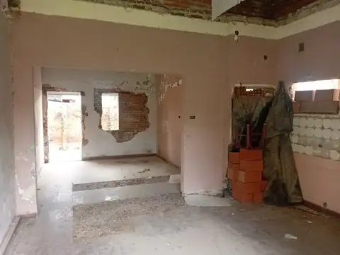 VENTA / CASA / A TERMINAR