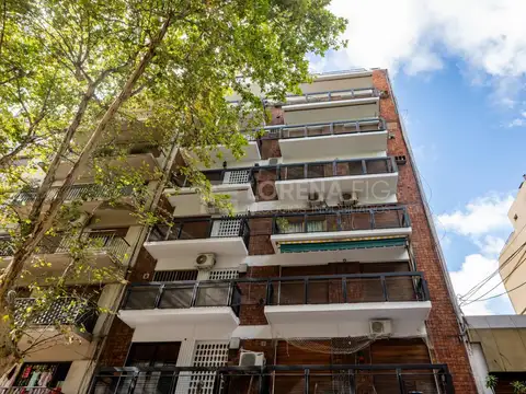 Departamento 3 amb  en venta  c/ Cochera, Flores