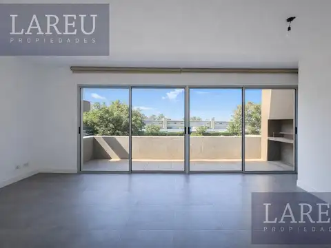 Departamento en Alquiler con 1 cocheras