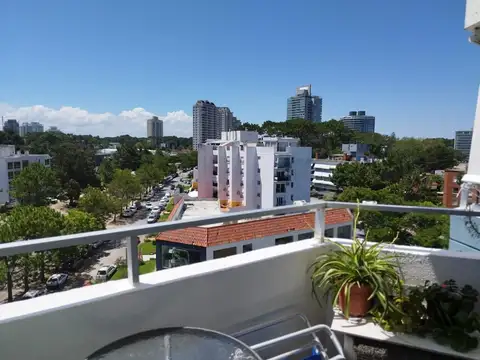 Av. Italia y