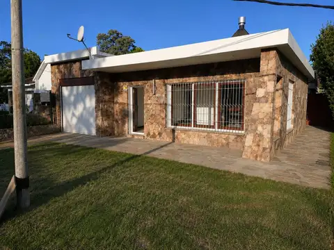 Venta de casa de 2 dormitorios en pinares