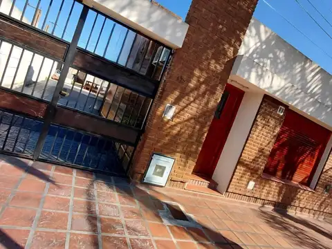 Casa en venta - 2 Dormitorios 1 Baño - General Belgrano