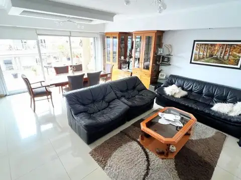 Departamento 4 ambientes con 3 baños