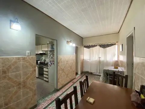 Local en Venta 48 años
