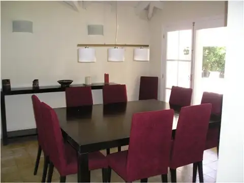 Casa en Alquiler Temporal de 4 dormitorios