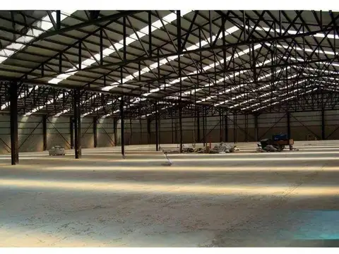 PREDIO 6.000 m2 CUB.  20.000 m2 TERRENO C.OLIVIA