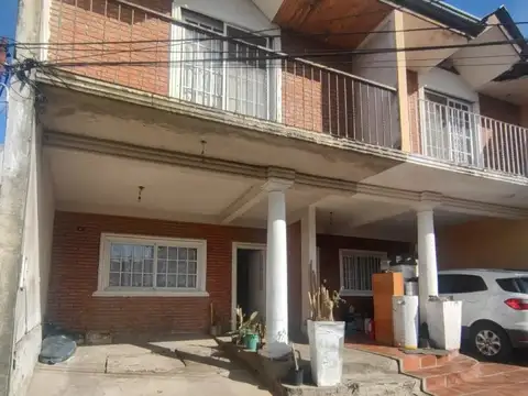 Duplex 4 ambientes en venta en Don torcuato