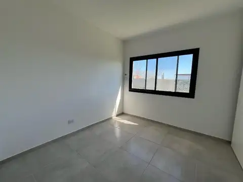 Venta Casa 4 ambientes en San Sebastián