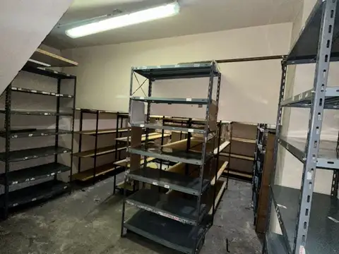 Local en Alquiler en Gregorio De Laferrere, $ 1.800.000