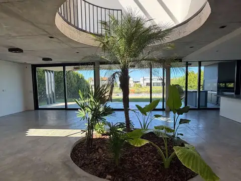 VENTA DE CASA AL AGUA-MARINAS-PUERTOS-ESCOBAR