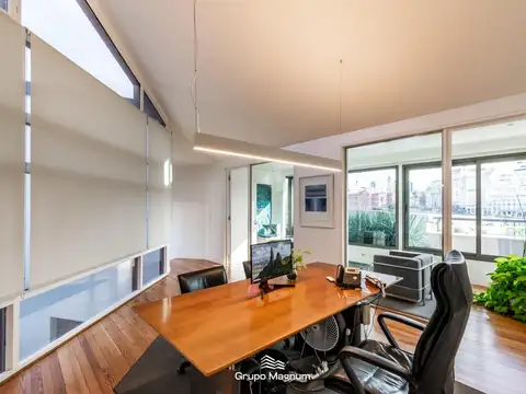 Oficina en Venta con 1 cochera