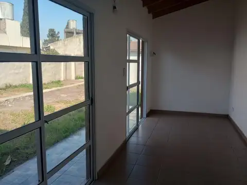 Depto Tipo Casa en Venta en Monte Grande, USD 49.700