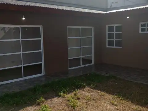 Depto Tipo Casa en Venta de 2 ambientes