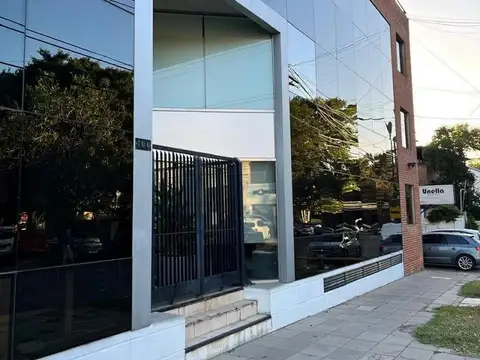 Local en Venta en San Isidro, USD 1.120.000