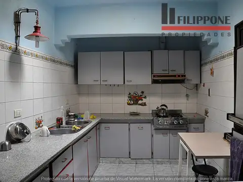 Casa En Venta Moreno al 800 - Ideal Emprendimiento