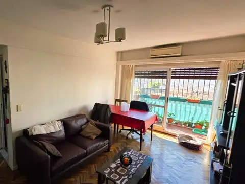 Hidalgo 1682 - Dto. 3 Amb. con Balcón