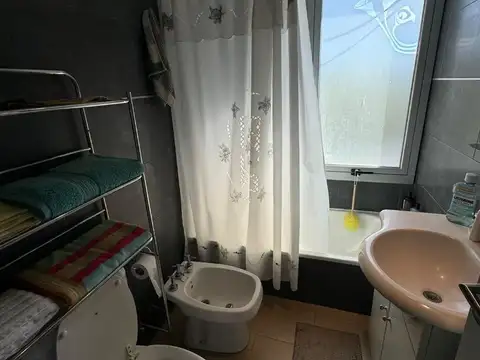 19 De Marzo 828 , Piso 5