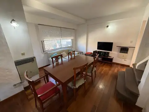 Depto Tipo Casa en Venta de 5 dormitorios