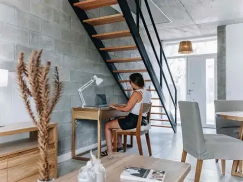 Depto Tipo Casa 3 ambientes con 2 baños